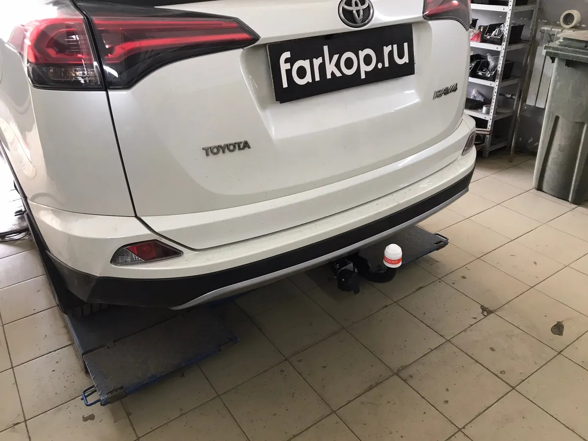 Фаркоп Трейлер для Toyota RAV4 2013-2019 Арт. 7833 7833 в Уфа Фаркоп Трейлер для Toyota RAV4 2013-2019 Арт. 7833 7833 в Уфа