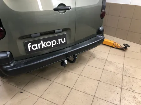Фаркоп Oris для Peugeot Partner 2008-, (L1, L2) 2556-A в Уфа