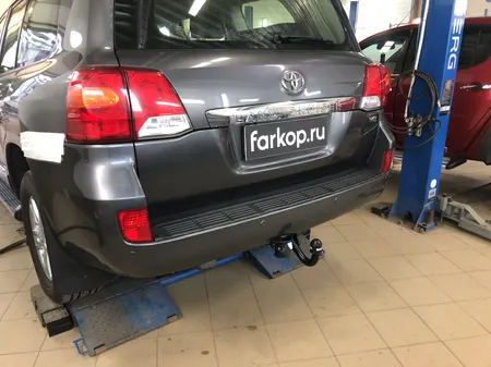 Фаркоп Baltex для Toyota Land Cruiser J200 2007-2021 249485 в Уфа