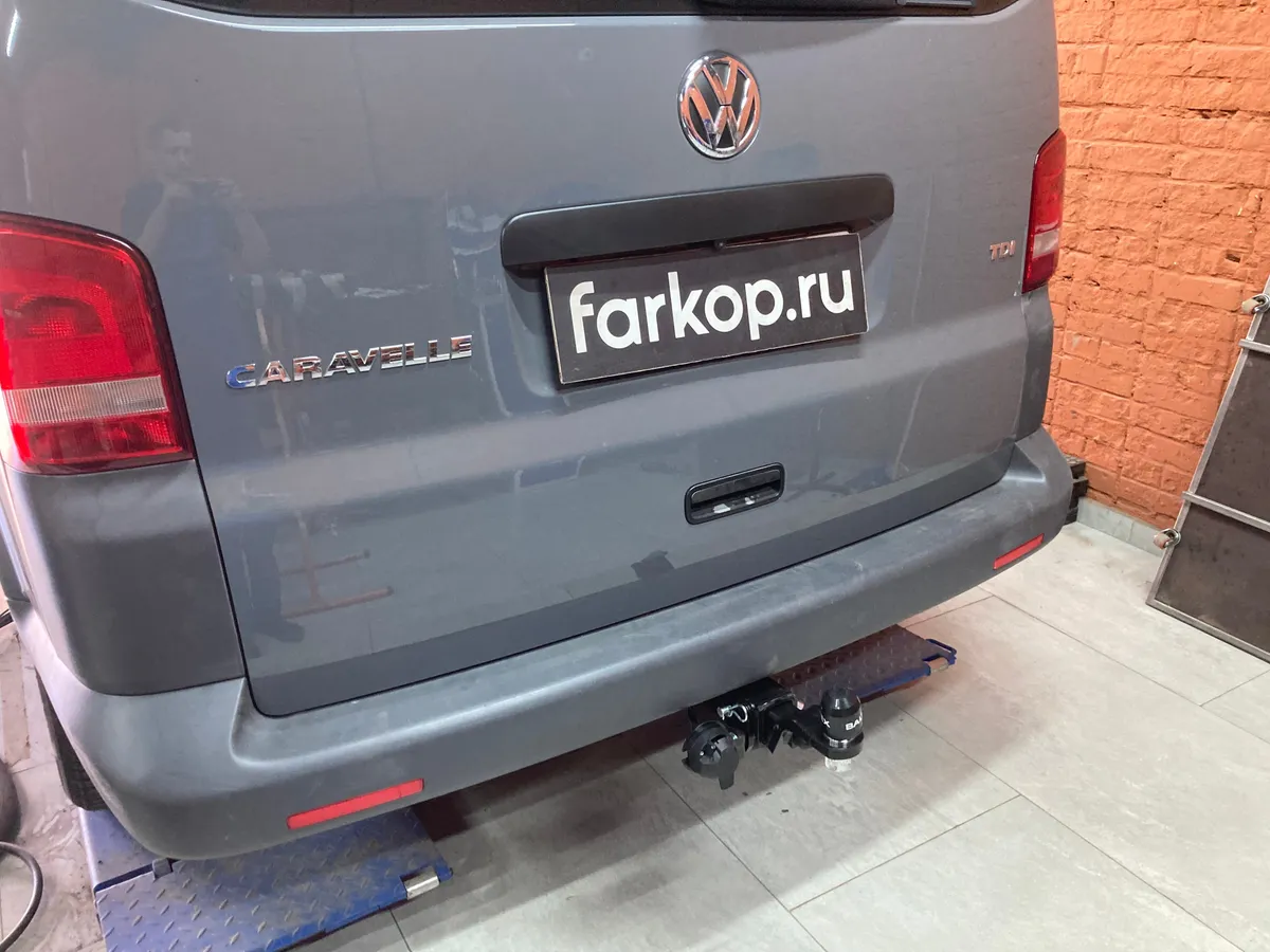 Фаркоп TowRus для Volkswagen Caravelle 2003-2015 269076 в Уфа Фаркоп TowRus для Volkswagen Caravelle 2003-2015 269076 в Уфа