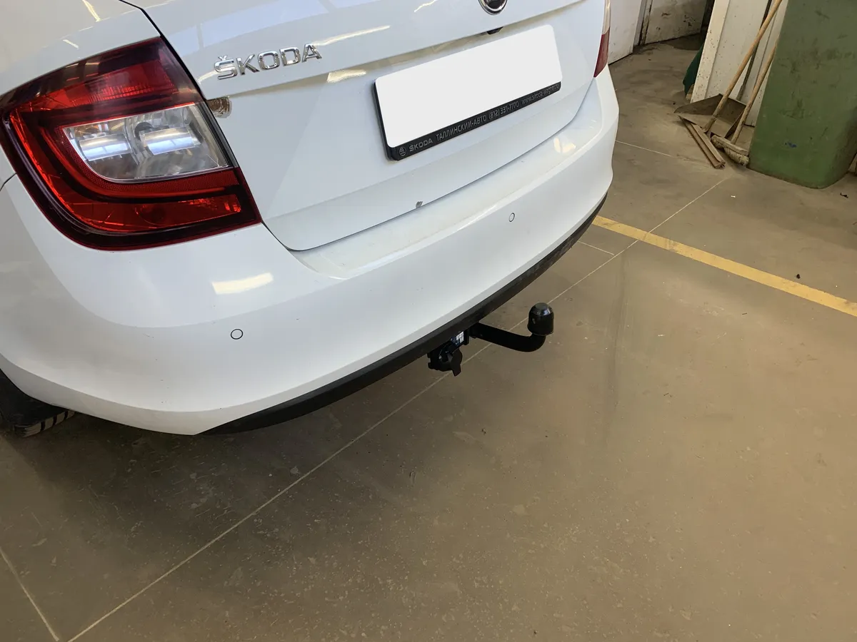 Фаркоп Berg для Skoda Rapid 2014-2020 F.5112.001 в Уфа