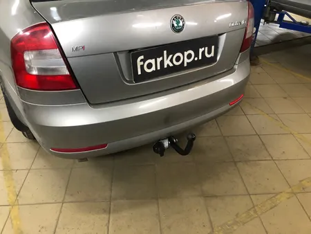 Фаркоп Лидер Плюс для Skoda Octavia 2008-2013 (только лифтбек) S106-A в Уфа