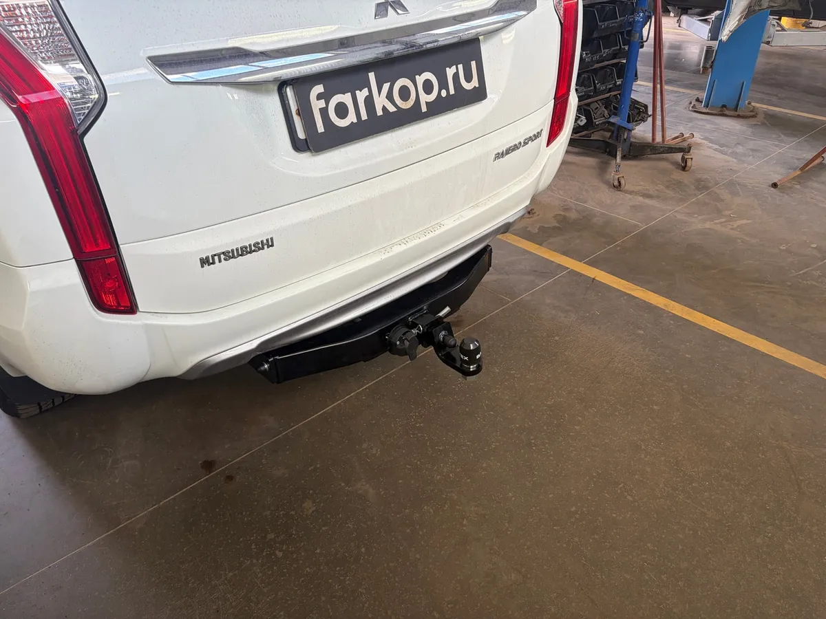Фаркоп TowRus для Mitsubishi Pajero Sport 2017-2021 189379 в Уфа Фаркоп TowRus для Mitsubishi Pajero Sport 2017-2021 189379 в Уфа