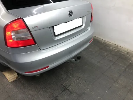 Фаркоп Galia для Skoda Octavia (лифтбек, универсал, вкл. Scout) 2005-2013 S086C в Уфа