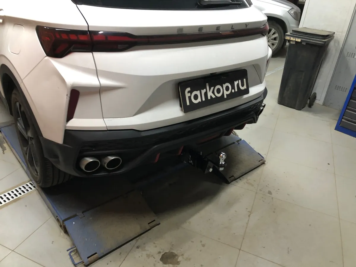 Фаркоп TowRus для Geely Coolray 2020- 299413 в Уфа Фаркоп TowRus для Geely Coolray 2020- 299413 в Уфа