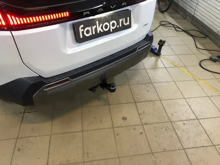 Фаркоп TowRus для Toyota RAV4 2025- 229420 в Уфа